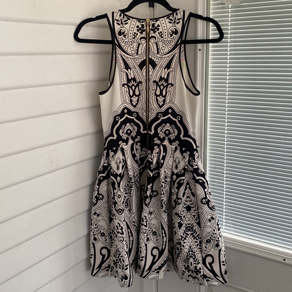 Juicy Couture Angel Deco Pleated Zip Cocktail Dress - Picture 7 of 11